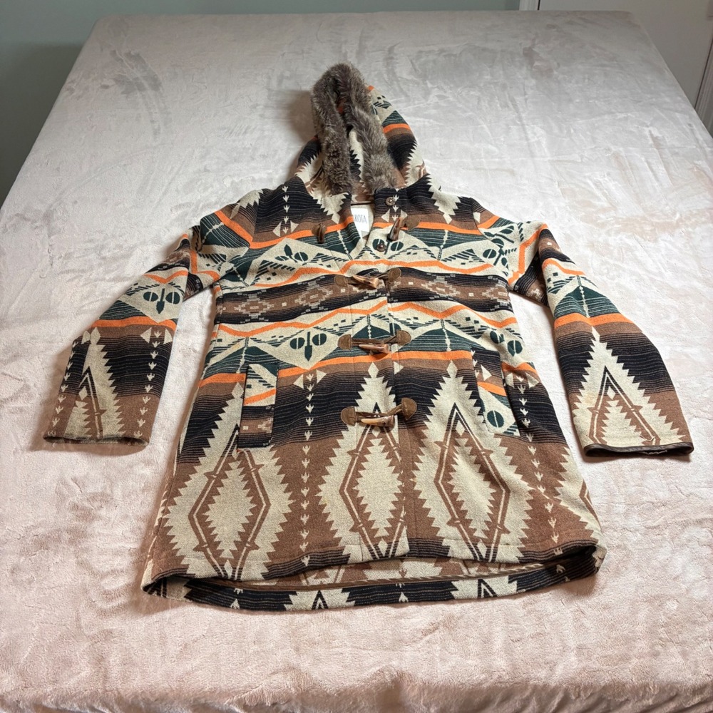 BB Dakota Navajo Bostwick Aztec Coat Sz L Beige Wool Blend Faux Fur **READ**